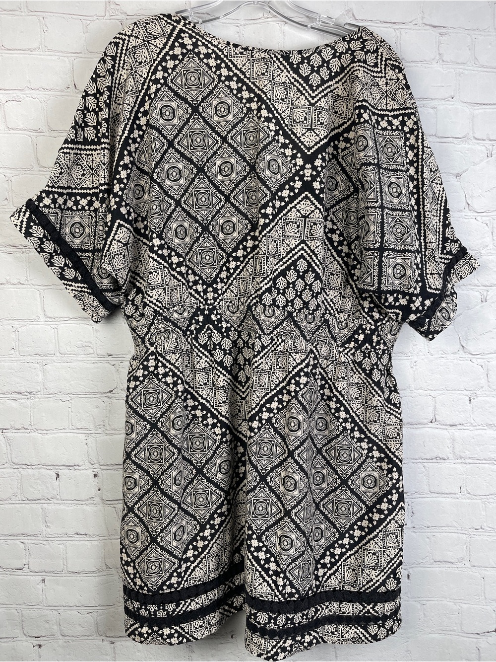 ATHLETA silk cotton black white geometric print swim cover-up tunic dress size L - Picture 3 of 11